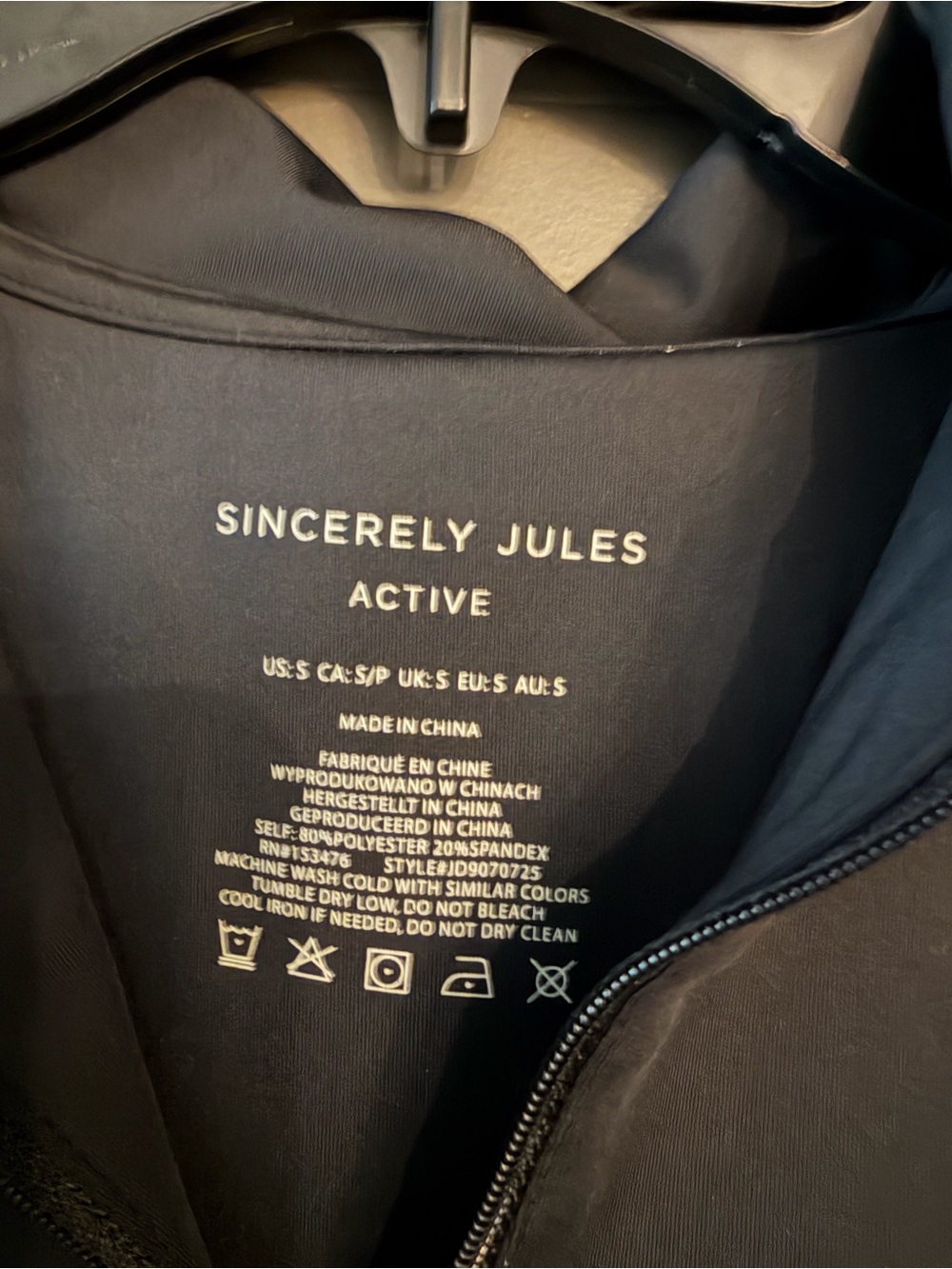 NWOT Sincerely Jules Active Sleeveless Black Polo Dress with White Trim Small - Picture 4 of 5
